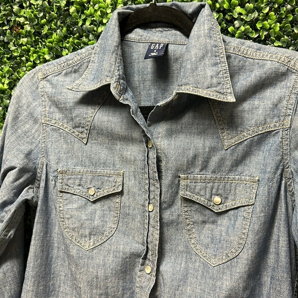 Gap S shirt Blue Chambray Western Denim cowboy - Picture 3 of 7